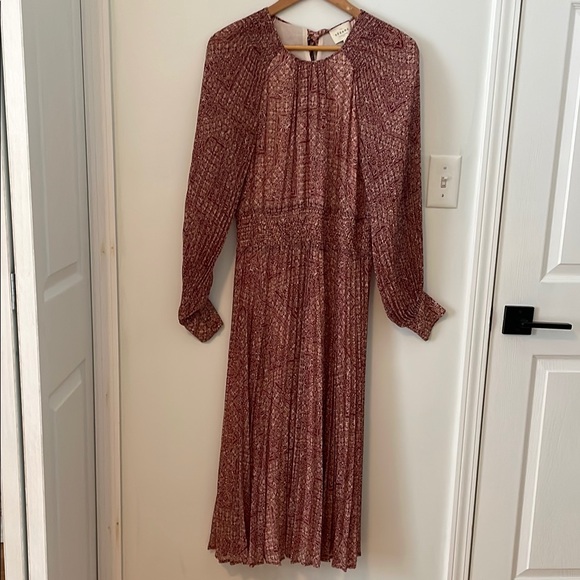 Sezane burgundy pleated dress - Picture 2 of 9